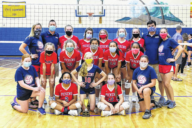 125929012_web1_msVB
Pickens Lady Sparks celebrate 7th consecutive perfect season on Saturday, October 24 at Wren High School. Back Row (L-R) Jill Henderson, Ken Vanderhoof, Sadie McKinney, Kelsey Perry, Kaylon Chapman, Sarah Van Daele, Mabry Hardin, Tommy Crumpton, Mellie Crumpton. Middle Row (L-R) Kaci Gillespie, Ashlyn Knight, Britain Dunn, Faith Dorton, Allison Hendricks. Front Row (L-R) Kate Romkey, Ava Harrington, Anna Clarie Durham, Lily Clarkson, Molly Crumpton
Courtesy photo