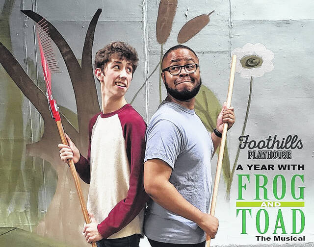128158444_web1_thumbnail_NEWSPAPER-PIC
Toad (Shawn Ropp) and Frog (Daniel Hoilett) square off against each other while raking leaves in Foothills Playhouses opening show of their 2022 season.
Courtesy photo