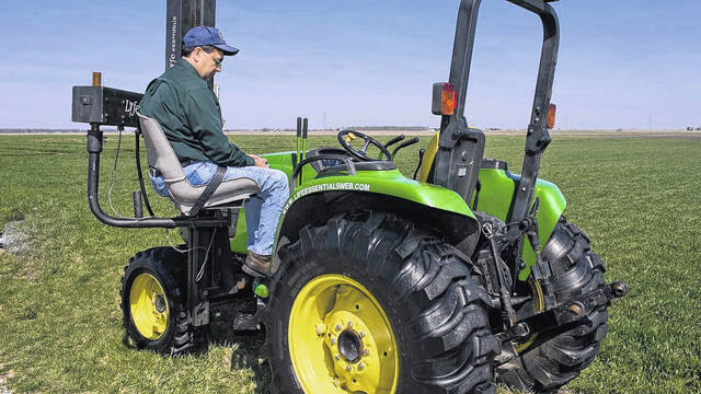 129176230_web1_AgrAbility2-1130x636
Clemson and SC State are bringing AgrAbility to SC to help disabled farmers gain access to equipment, technology and more to help them in their farming operations. (Photo by USDA)