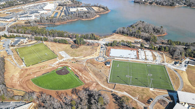 129253352_web1_Snow-Complex-Aerials-CM_010523_017-1536x864
An overhead look at the Intramural fields at the Snow Complex, including the Reed Family Softball Field in the lower left and Davidson Family Field in the upper right. Both are currently under construction.
Courtesy photo