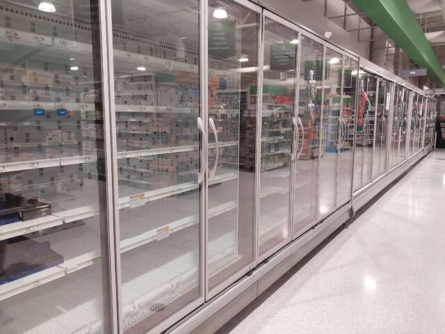 130947805_web1_20240928_151756_ne2024929142443762
Without power, grocery stores lost all their cold/frozen inventory.
Kasie Strickland | The Easley Progress