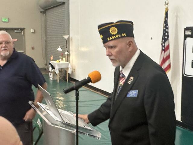 Pictured is Dan Frawley of the American Legion Post 52 speaking last weekend at the banquet for the Post 52 legion baseball team. Frawley worked with the Marine Corps League Honor Guard at the banquet.
                                 Jeff Holt / The Easley Progress